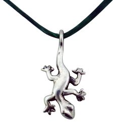 A lizard pendant