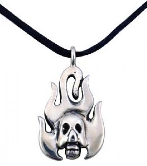 The furioius skull pendant