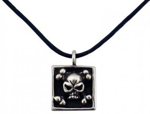 Skull pendant